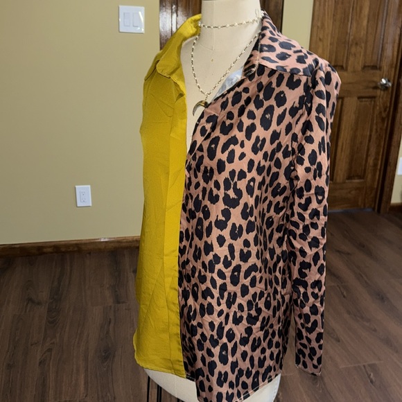 ACG Leopard print blouse 0790 - Picture 2 of 4